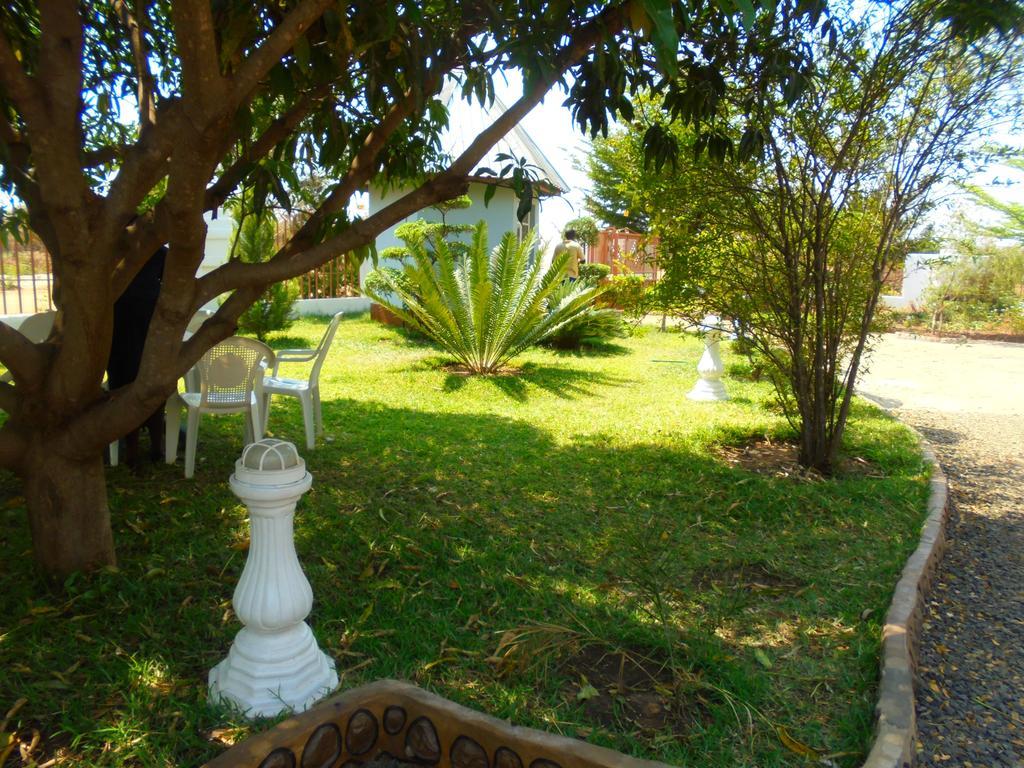 White Rose Lodge Livingstone Exterior photo